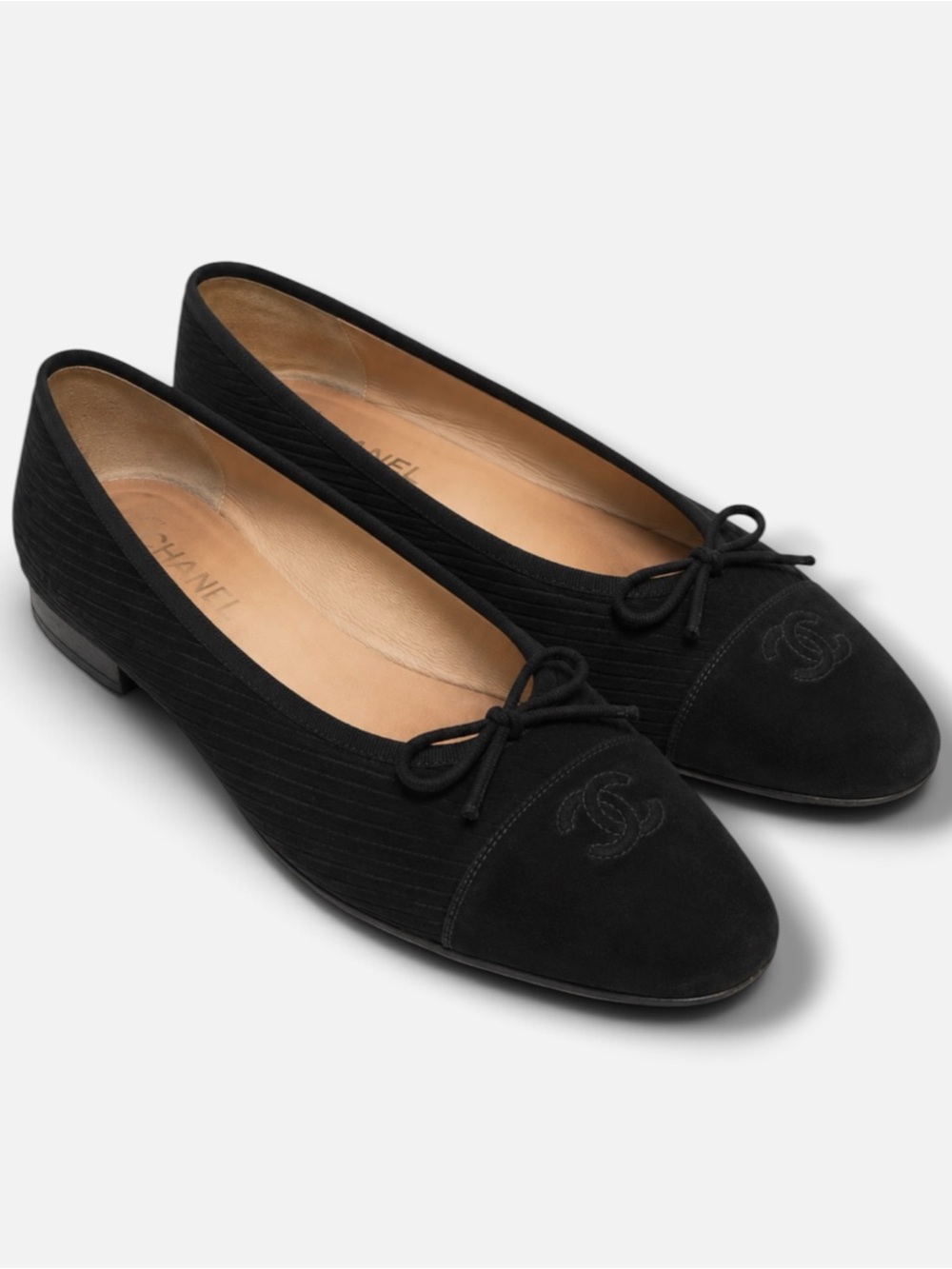 Chanel Black CC Logo Bow Ballet Flats Textured Cap Toe Size 41